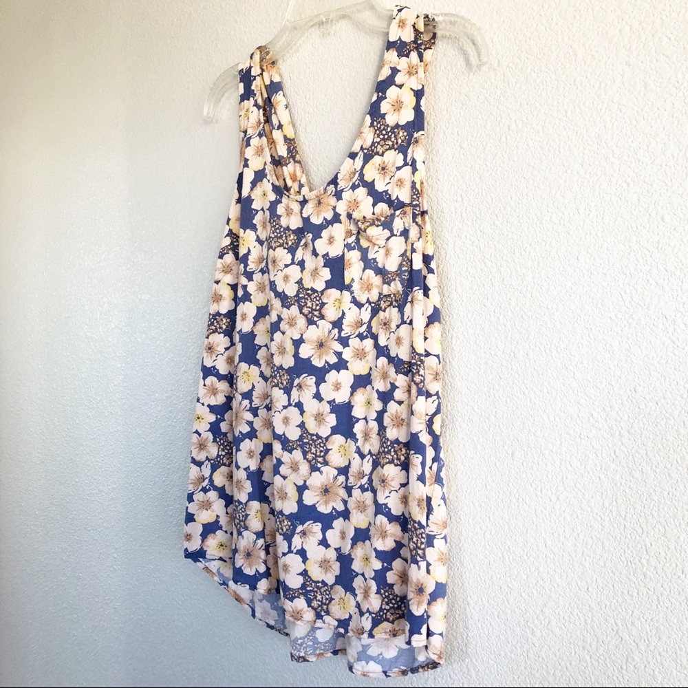 Lauren Conrad Floral Hawaiian Tropical Top Small - Picture 4 of 8